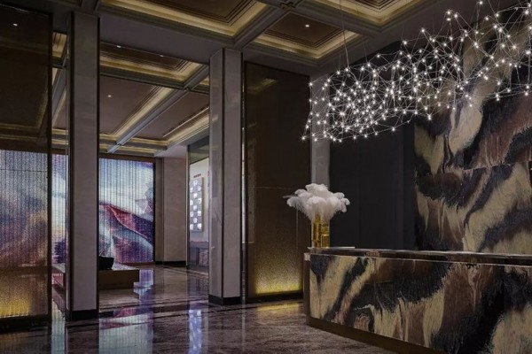 重庆按摩美食街，养生休闲两不误！