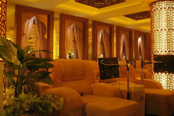 重庆老街按摩发廊，养生好去处！